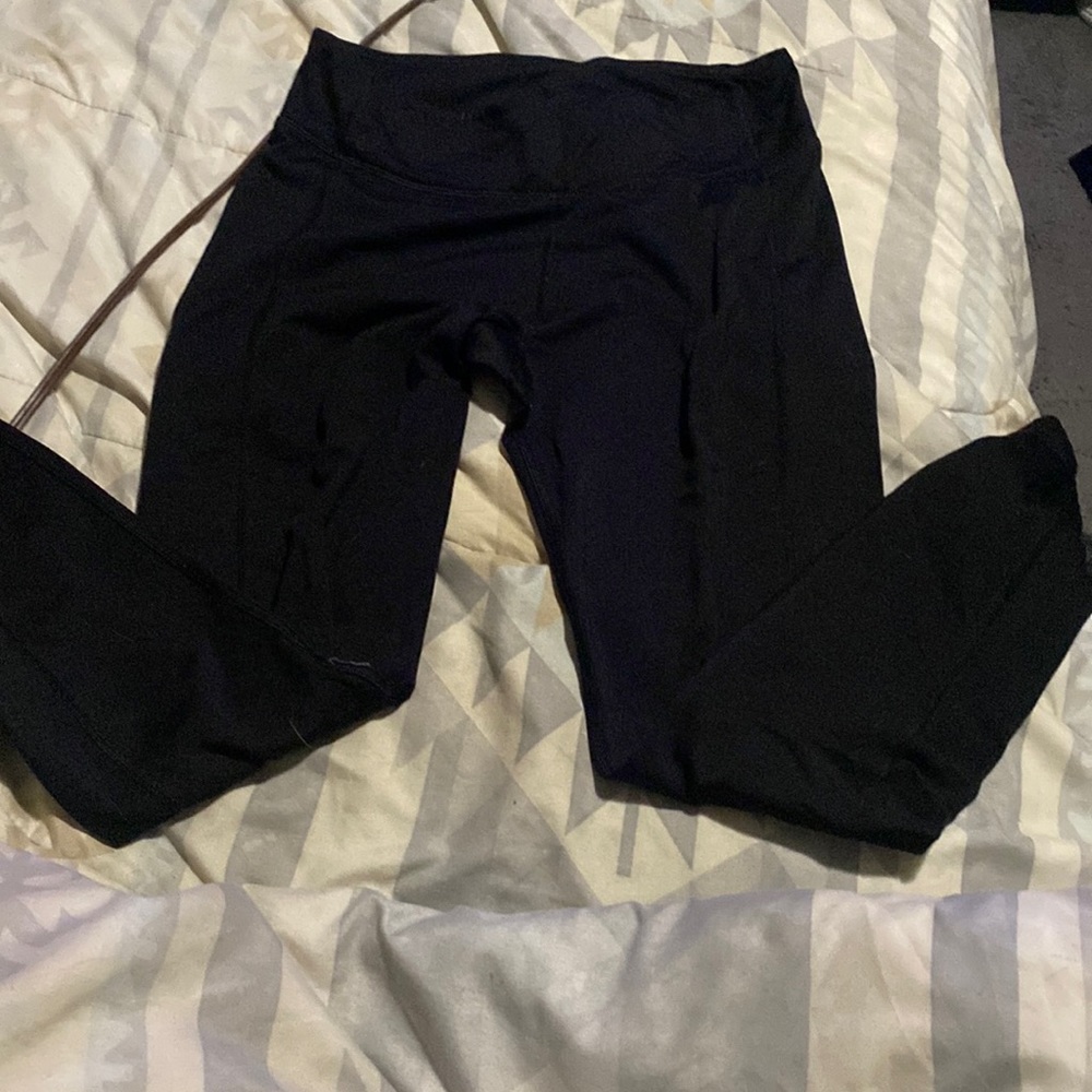 Black leggings